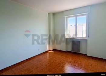 Stanza vuota - Trilocale Piazza delle Viole
 
9, Manfredonia - foto 11