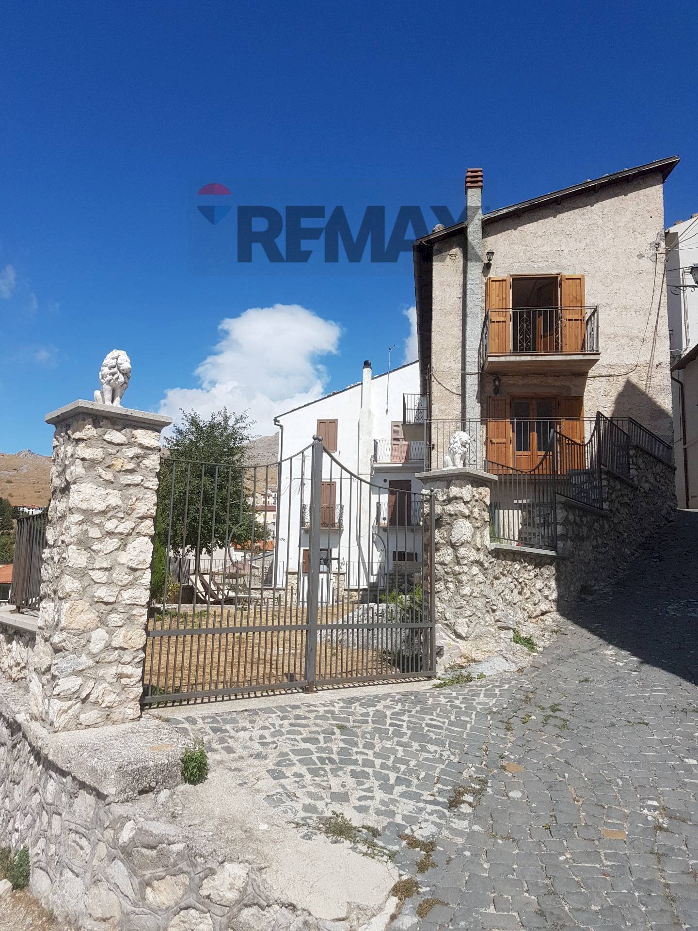 Casa all\'aperto - Casa semi indipendente Via della Pineta
 
25, Castel del Monte - foto 1