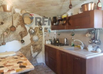 Cucina - Casa semi indipendente Via della Pineta
 
25, Castel del Monte - foto 10