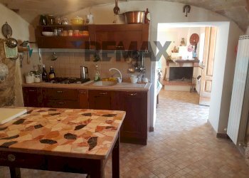 Cucina - Casa semi indipendente Via della Pineta
 
25, Castel del Monte - foto 13