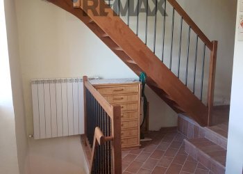 Scale - Casa semi indipendente Via della Pineta
 
25, Castel del Monte - foto 16