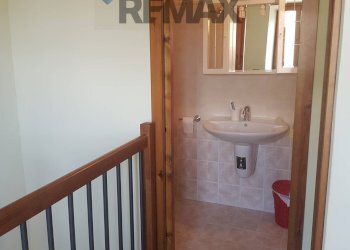 Bagno - Casa semi indipendente Via della Pineta
 
25, Castel del Monte - foto 26