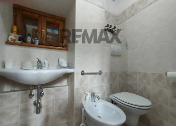 Bagno - Casa semi indipendente Via della Pineta
 
25, Castel del Monte - foto 34