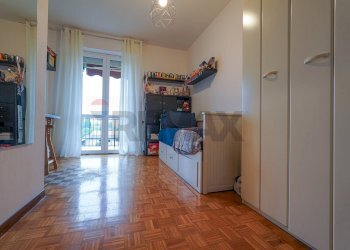 Camera / camera da letto - Quadrilocale Via Albert Einstein
 
35, Bergamo - foto 24