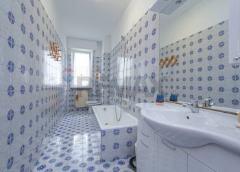 Bagno - Quadrilocale Via Albert Einstein
 
35, Bergamo - foto 48