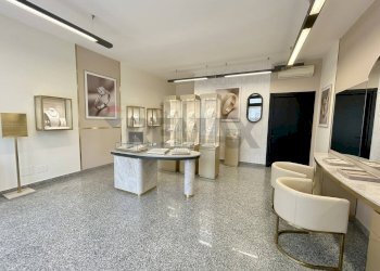 Soluzione 6 gioielleria - Locale Commerciale Endine Gaiano - foto 7