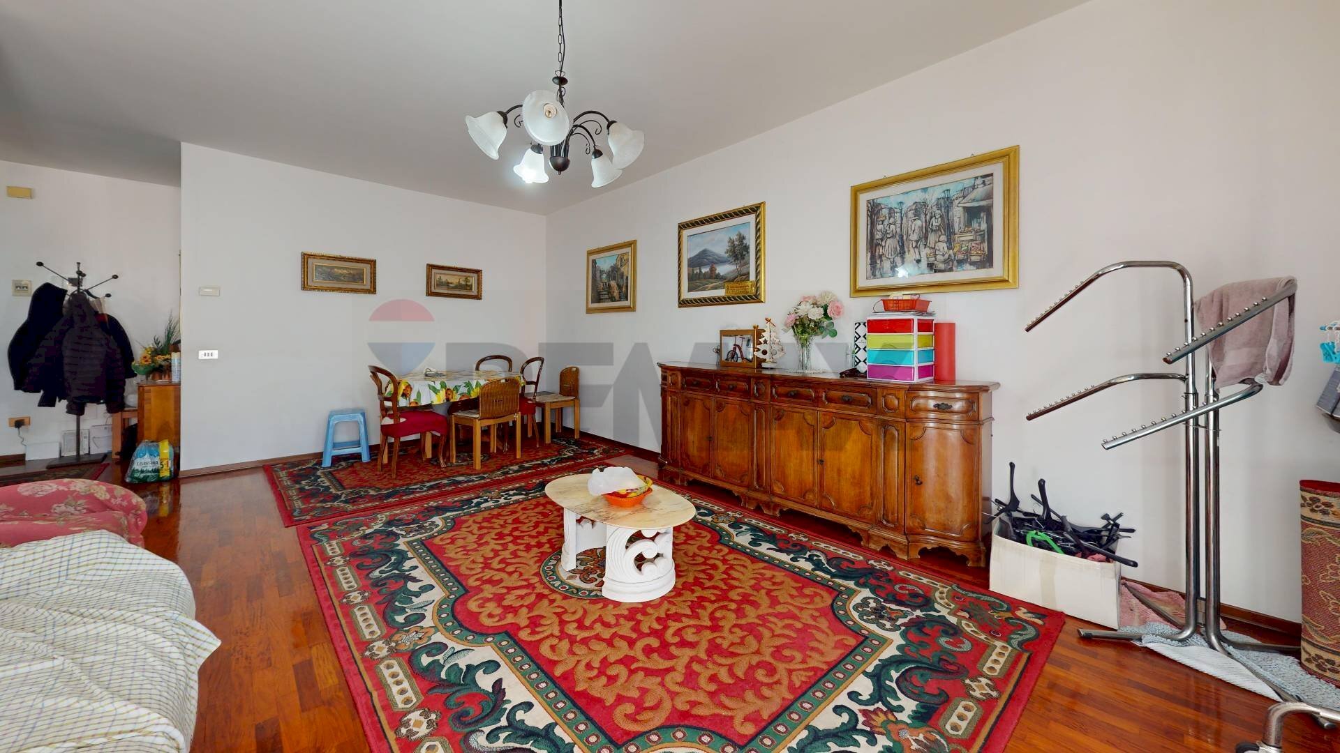 Sala da pranzo - Quadrilocale Viale San Lazzaro
 
118, Vicenza - foto 1