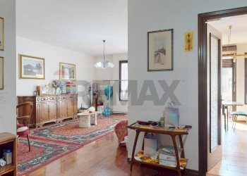 Hall / corridoio - Quadrilocale Viale San Lazzaro
 
118, Vicenza - foto 8