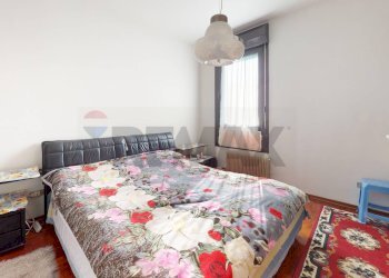 Camera / camera da letto - Quadrilocale Viale San Lazzaro
 
118, Vicenza - foto 25