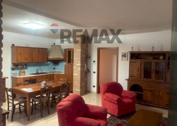 Sala da pranzo - Appartamento Via Alpone
 
1, Buttapietra - foto 2