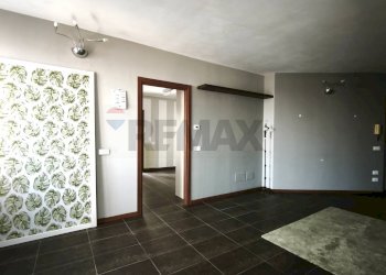 Stanza vuota - Bilocale via Po
 
27, Travacò Siccomario - foto 7