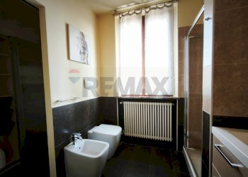 Bagno - Bilocale via Po
 
27, Travacò Siccomario - foto 10