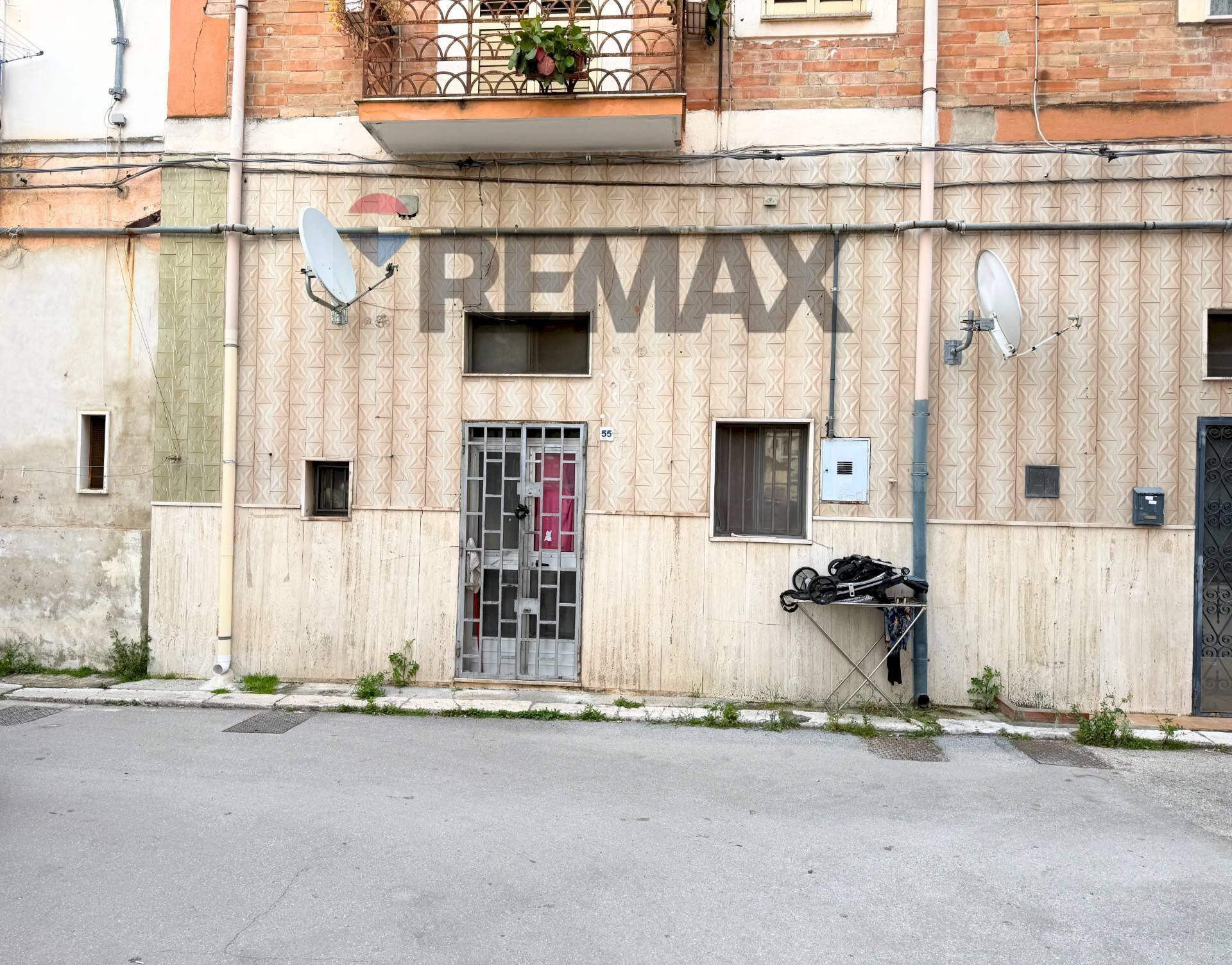 Edificio all\'aperto - Bilocale Via Ortovecchio
 
55, Foggia - foto 1