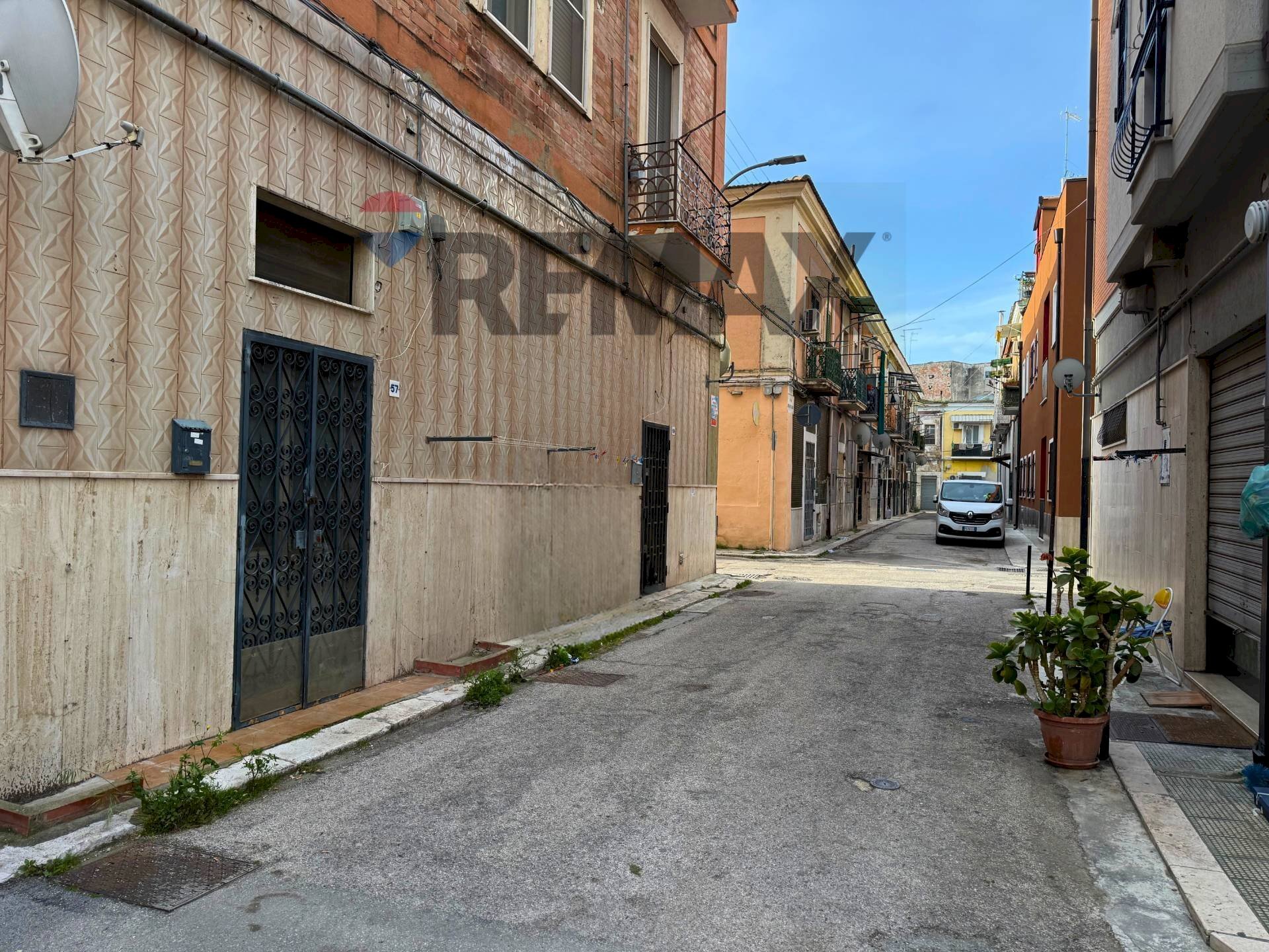 Edificio all\'aperto - Bilocale Via Ortovecchio
 
55, Foggia - foto 2