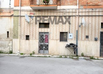 Edificio all\'aperto - Bilocale Via Ortovecchio
 
55, Foggia - foto 7