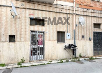 Edificio all\'aperto - Bilocale Via Ortovecchio
 
55, Foggia - foto 8