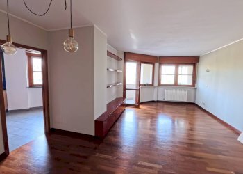 Foto 3 - Quadrilocale C.so Lione
 
85 int 17, Torino - foto 3