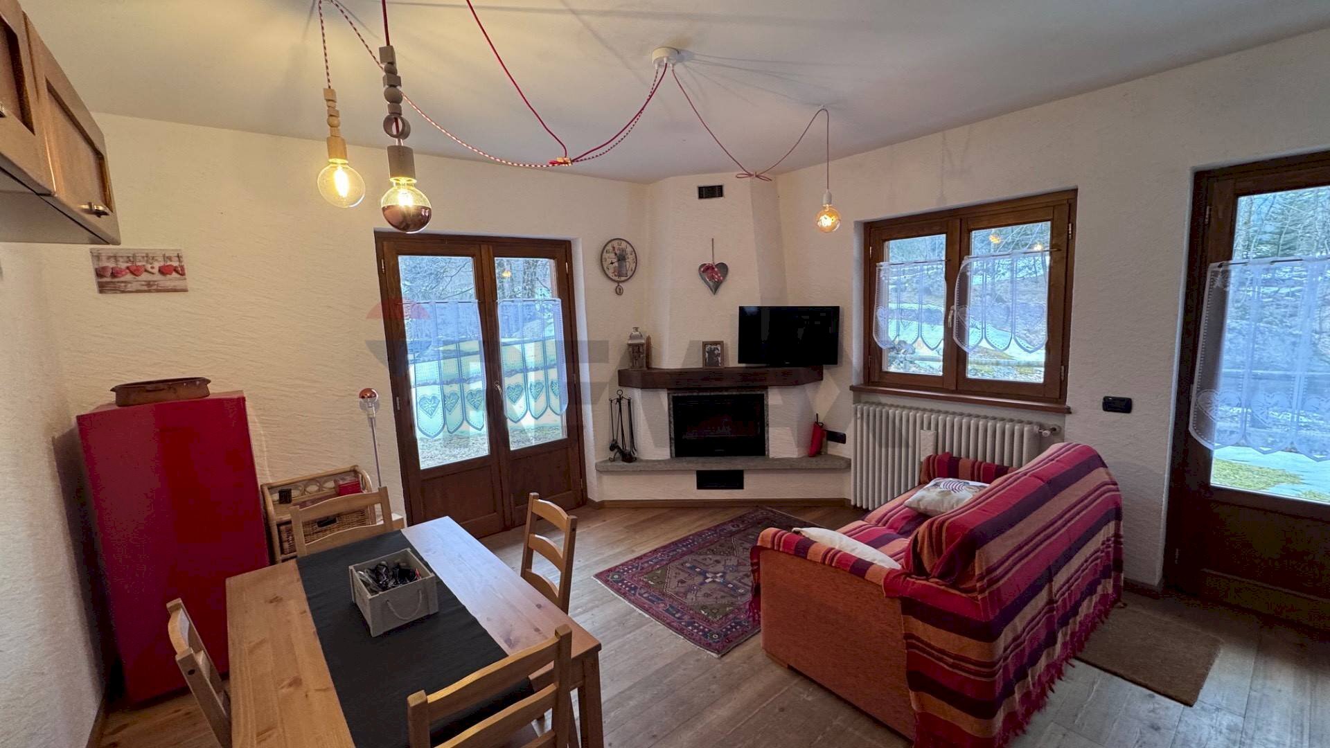 Sala da pranzo - Casa semi indipendente centro abitato Borca, Macugnaga - foto 2