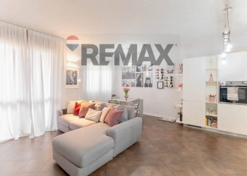 Sala da pranzo - Three-room apartment via romagna
 
43, Legnano - photo 1