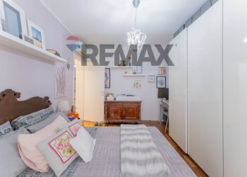 Camera / camera da letto - Three-room apartment via romagna
 
43, Legnano - photo 12