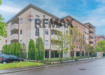 Edificio all\'aperto - Three-room apartment via romagna
 
43, Legnano - photo 31