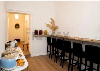 Sala da pranzo - Quadrilocale Via Giovanni Scherillo
 
6, Napoli - foto 1