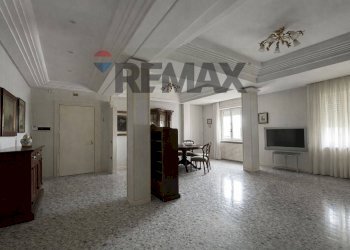 Sala da pranzo - Apartment Via Michele Kerbaker
 
81, Napoli - photo 3