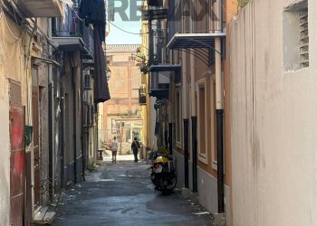 Edificio all\'aperto - Casa indipendente VICOLO STALLUZZA
 
1, Palermo - foto 19