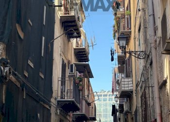 Edificio all\'aperto - Casa indipendente VICOLO STALLUZZA
 
1, Palermo - foto 25