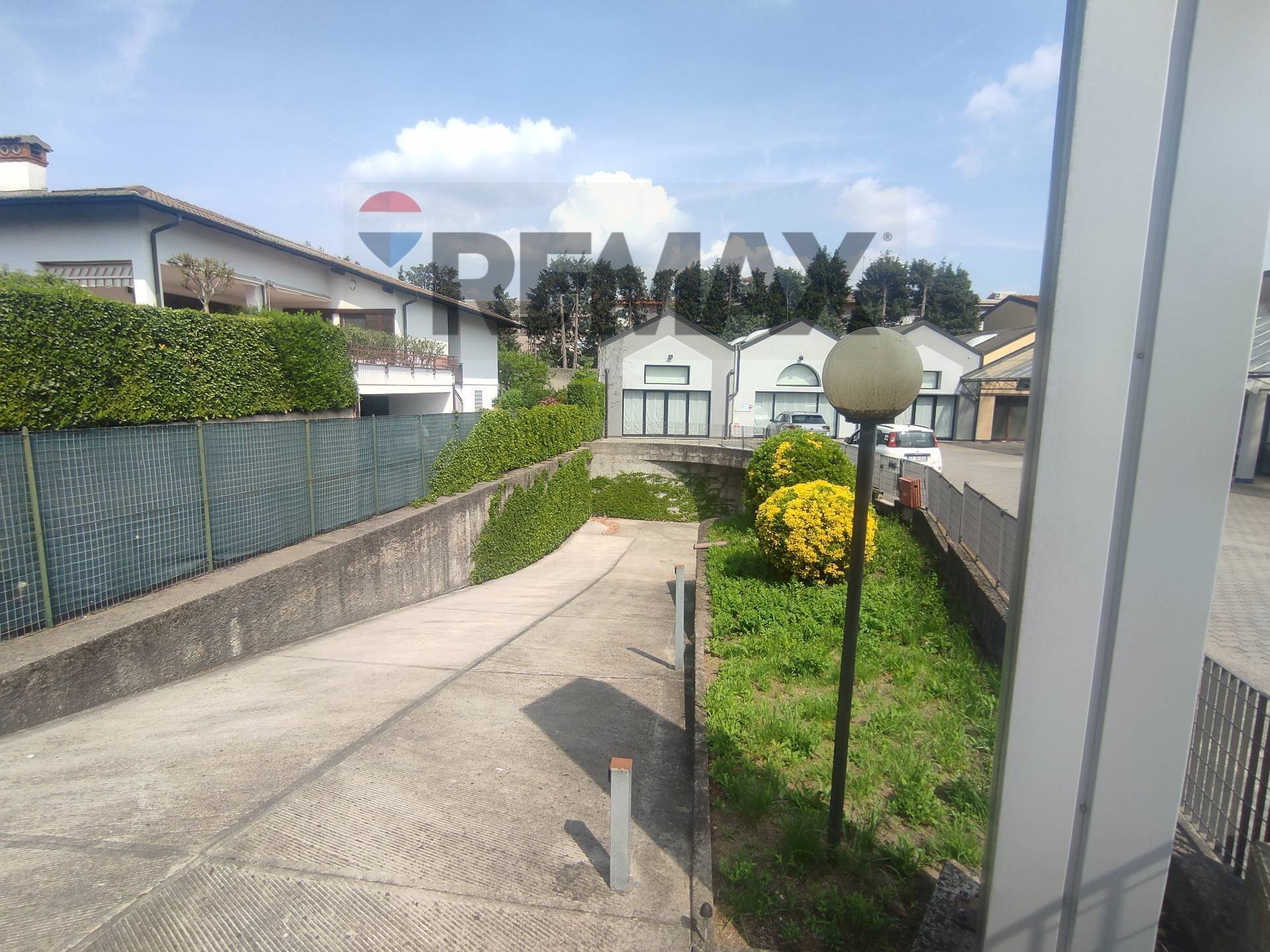 Non correlato - Negozio via repubblica romana, Como - foto 2