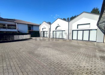 Casa all\'aperto - Shop via repubblica romana, Como - photo 6