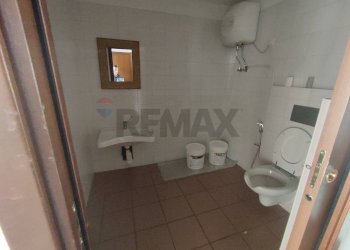 Bagno - Shop via repubblica romana, Como - photo 15