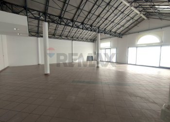 Parcheggio - Shop via repubblica romana, Como - photo 19