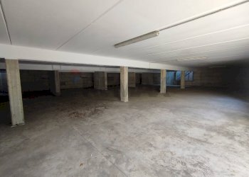 Parcheggio - Shop via repubblica romana, Como - photo 25