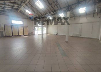 Parcheggio - Shop via repubblica romana, Como - photo 29