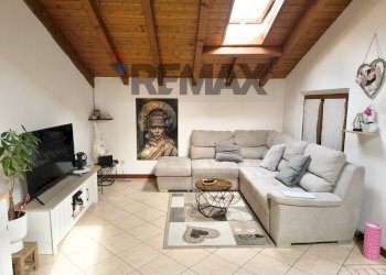 Soggiorno - Bilocale VIA CAVOUR
 
19, Castronno - foto 1