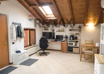 Ufficio - Bilocale VIA CAVOUR
 
19, Castronno - foto 4