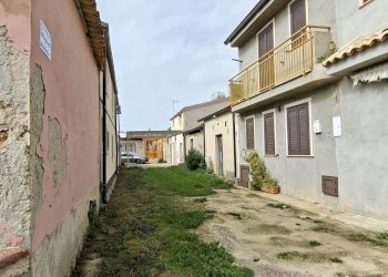 Giardino - Casa indipendente Via dello Zaffiro
 
sn, Ispica - foto 5