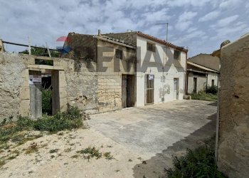 Casa all\'aperto - Casa indipendente Via dello Zaffiro
 
sn, Ispica - foto 7