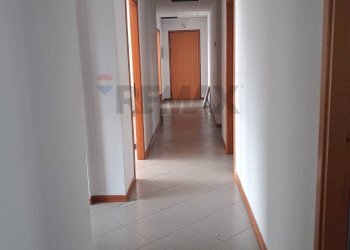 Hall / corridoio - Appartamento Via Evangelista Di Blasi
 
91/93, Palermo - foto 6