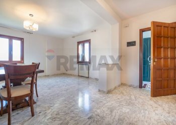 Sala da pranzo - Appartamento Via Dei Frentani
 
322, Chieti - foto 3