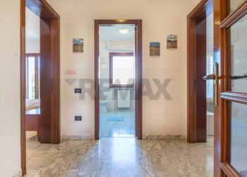 Hall / corridoio - Appartamento Via Dei Frentani
 
322, Chieti - foto 9