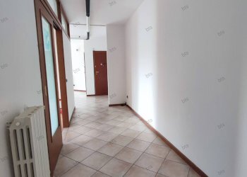 Foto 5 - Quadrilocale via cerese
 
65, Capriolo - foto 5