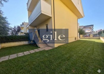 Foto 1 - Villa a Schiera via garibaldi, Sant'Egidio alla Vibrata - foto 1