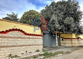 Foto 2 - Villa VIA CORACE
 
2, Aprilia - foto 2
