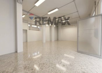Stanza vuota - Warehouse Via Francesco Campione
 
38-40, Bari - photo 1