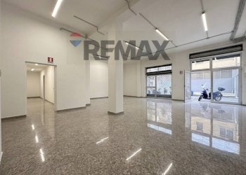 Stanza vuota - Warehouse Via Francesco Campione
 
38-40, Bari - photo 3