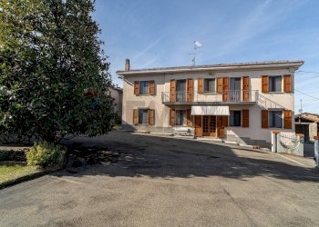 Casa all\'aperto - Casa semi indipendente Strada Comunale del Mulino
 
5, Lesignano de' Bagni - foto 3