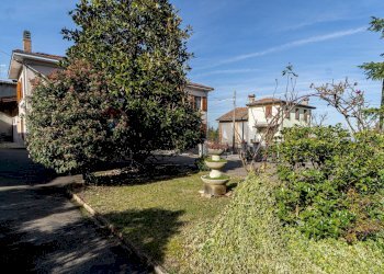 Giardino - Casa semi indipendente Strada Comunale del Mulino
 
5, Lesignano de' Bagni - foto 4