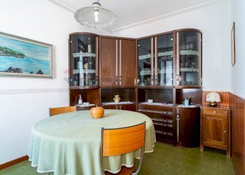 Sala da pranzo - Casa semi indipendente Strada Comunale del Mulino
 
5, Lesignano de' Bagni - foto 11